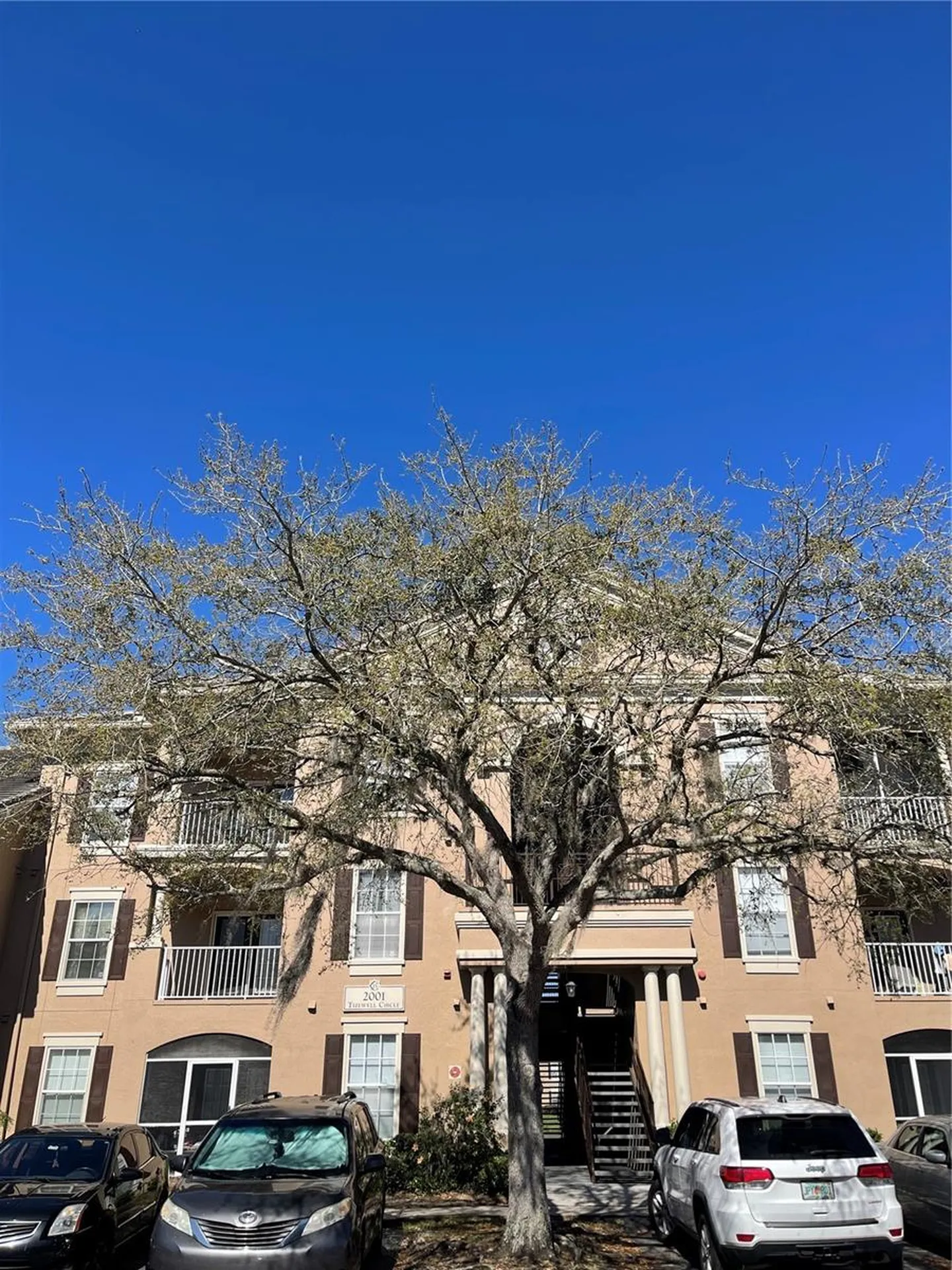 2001 Tizewell Circle Orlando FL 32837