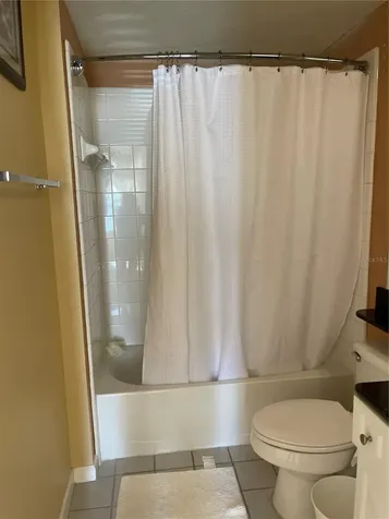2001 Tizewell Circle Orlando FL 32837
