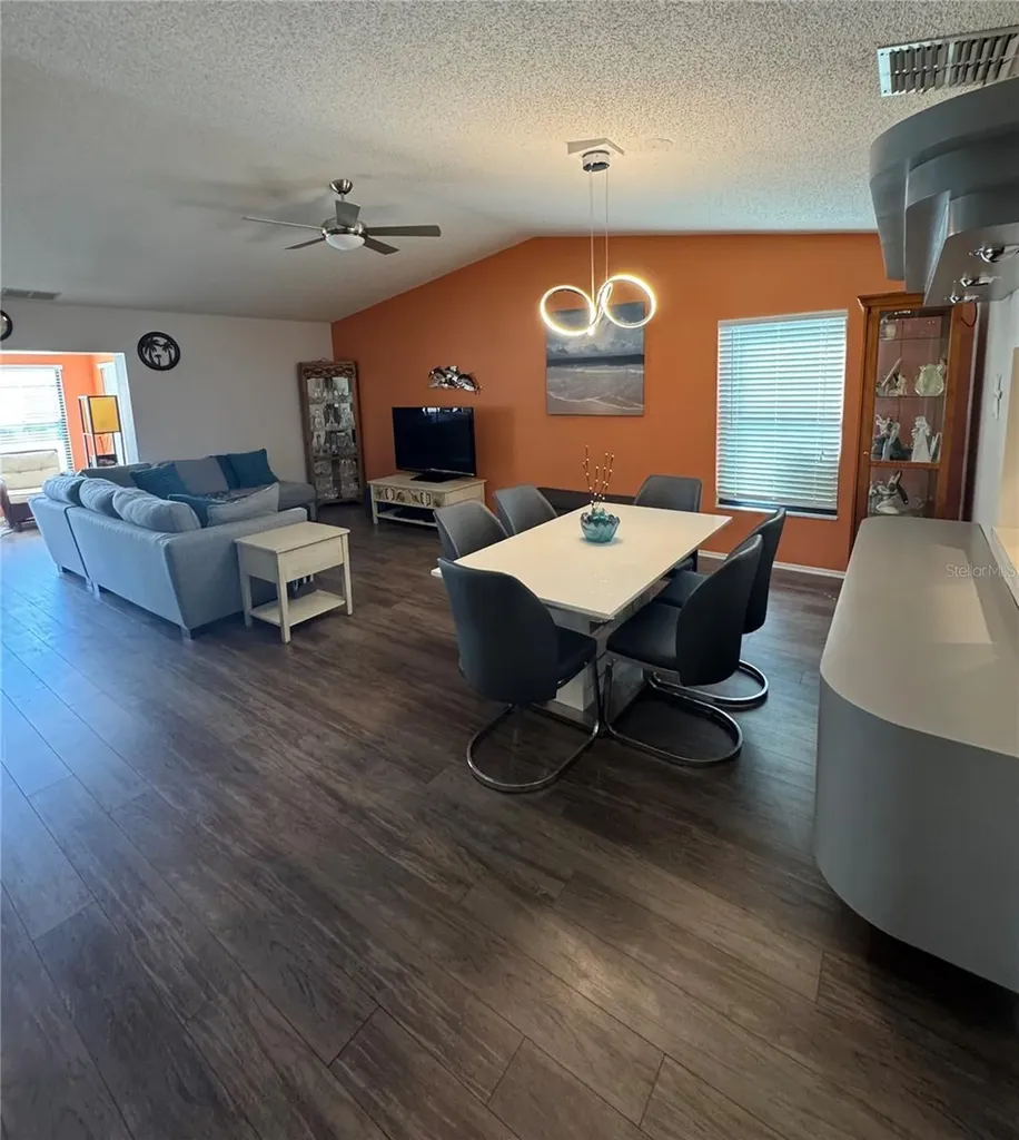 374 Oak Hill Drive Sarasota FL 34232