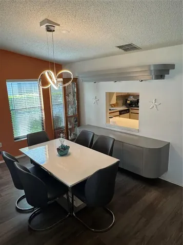 374 Oak Hill Drive Sarasota FL 34232