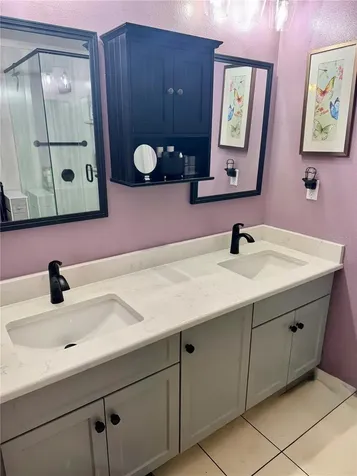 374 Oak Hill Drive Sarasota FL 34232