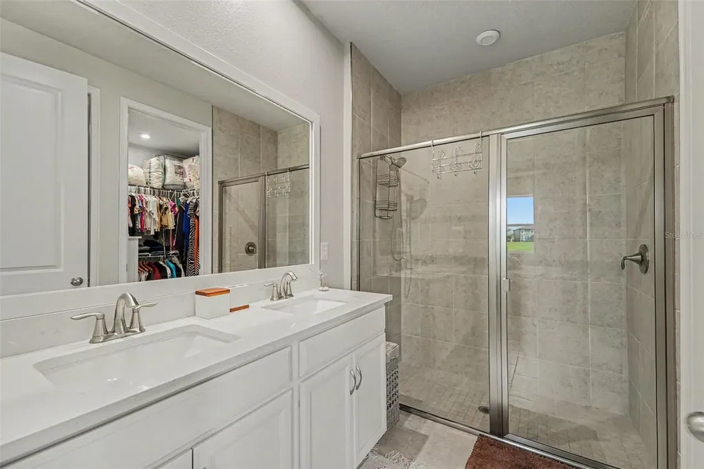 5975 Timberdale Avenue Wesley Chapel FL 33545