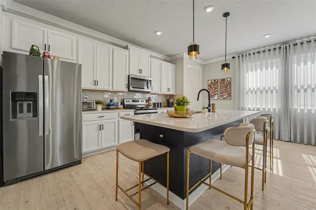 5975 Timberdale Avenue Wesley Chapel FL 33545