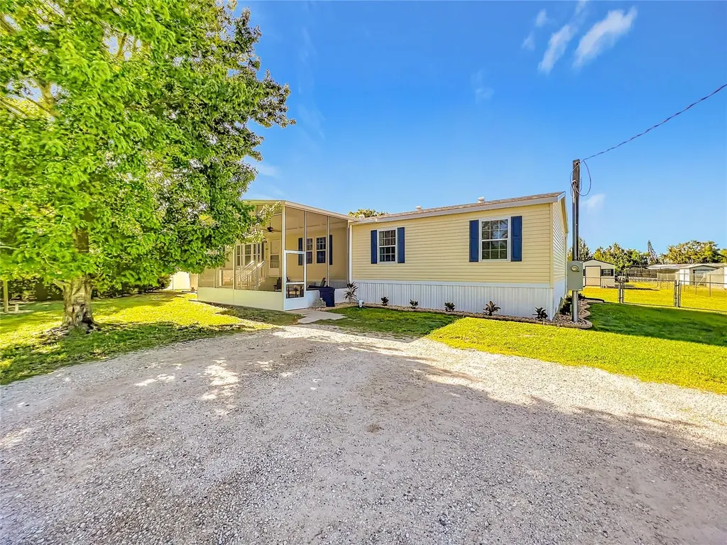 9040 Mercury Drive St Cloud FL 34773