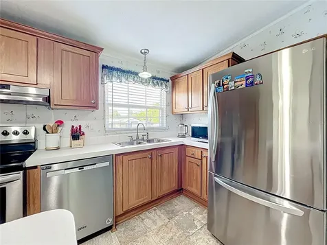 9040 Mercury Drive St Cloud FL 34773
