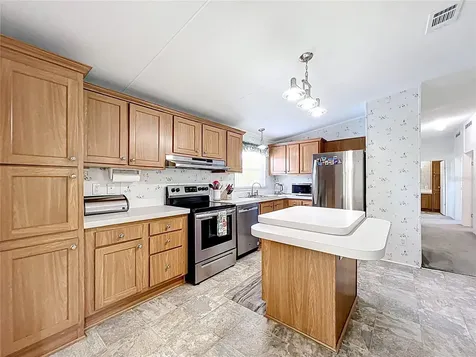 9040 Mercury Drive St Cloud FL 34773