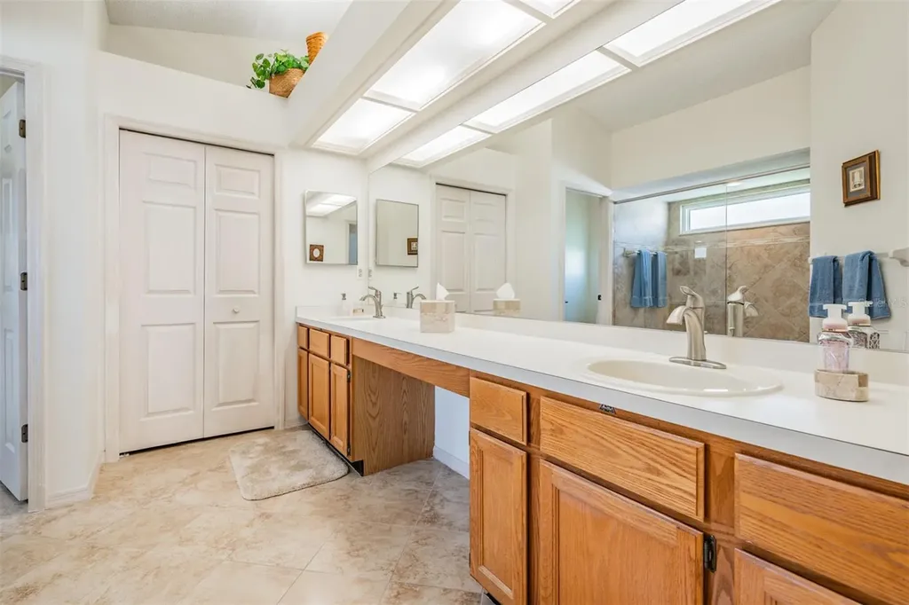 9008 Quail Creek Drive Tampa FL 33647