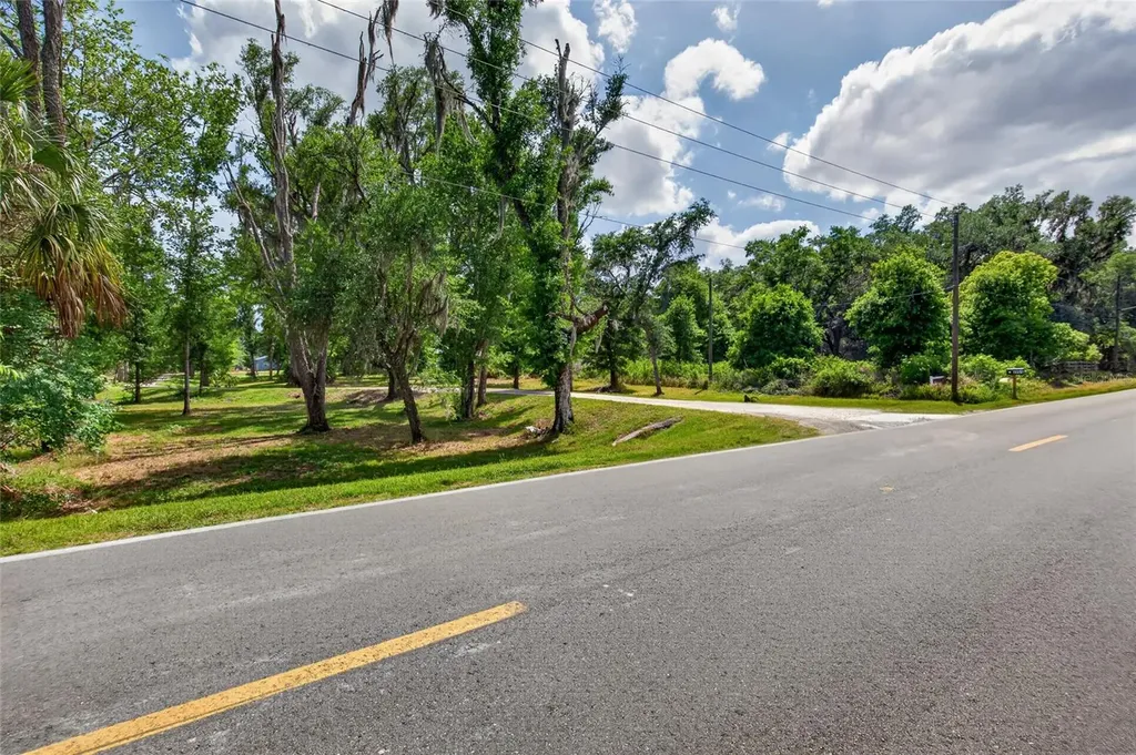 2851 Bruton Road Plant City FL 33565