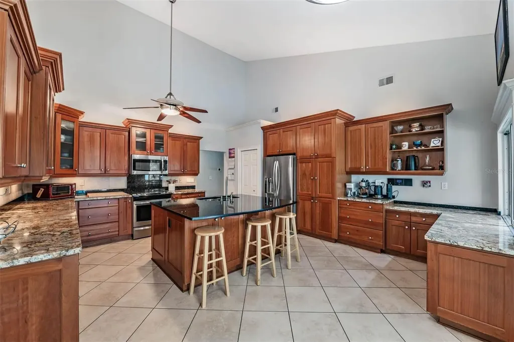 2542 Mason Oaks Drive Valrico FL 33596