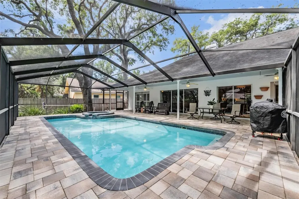 2542 Mason Oaks Drive Valrico FL 33596