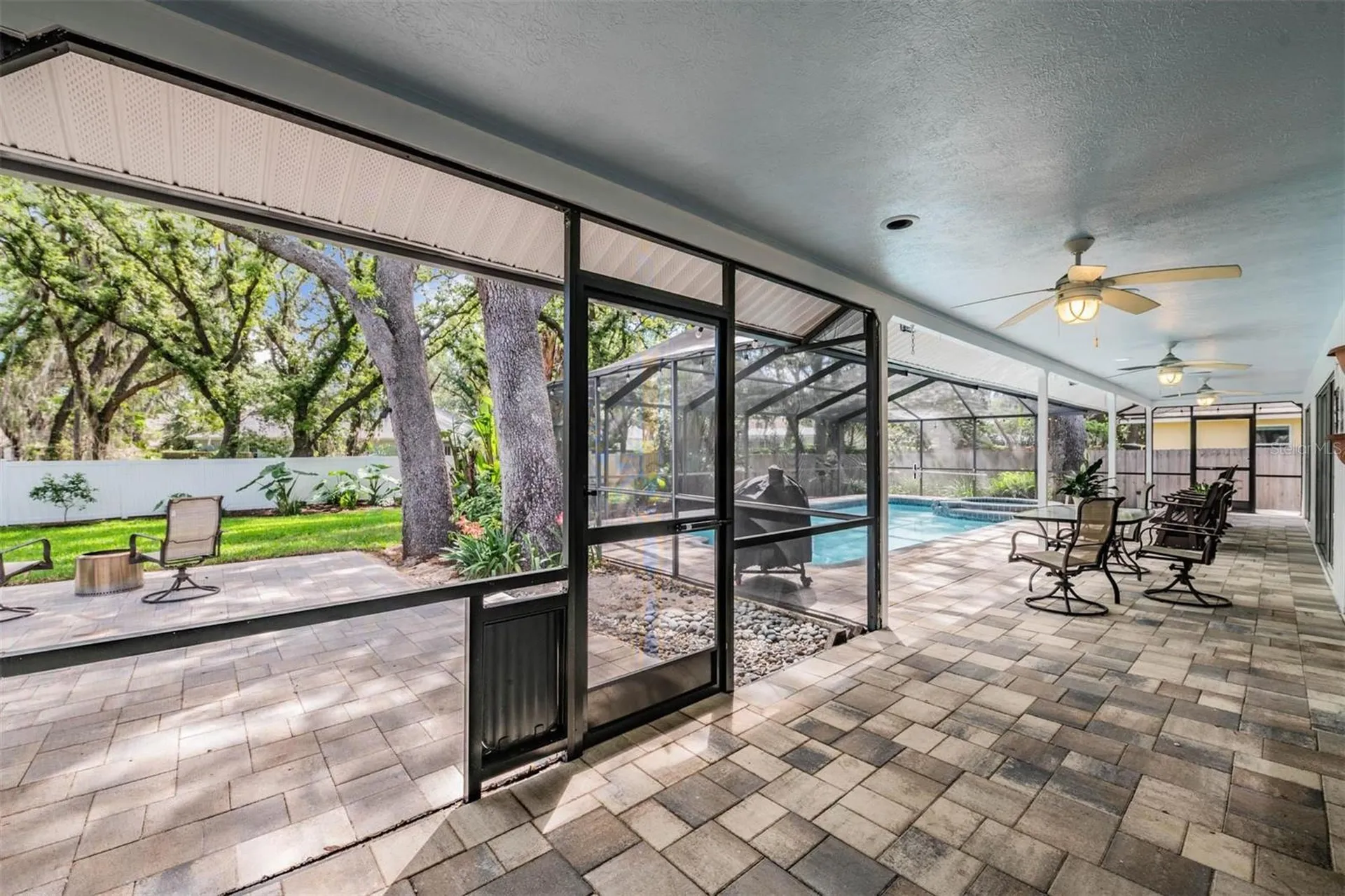 2542 Mason Oaks Drive Valrico FL 33596