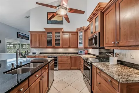 2542 Mason Oaks Drive Valrico FL 33596