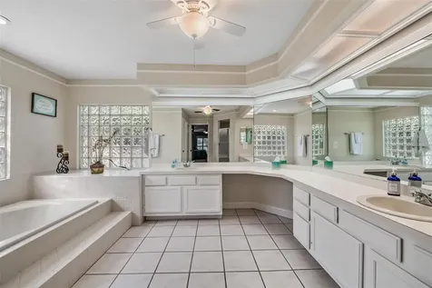 2542 Mason Oaks Drive Valrico FL 33596