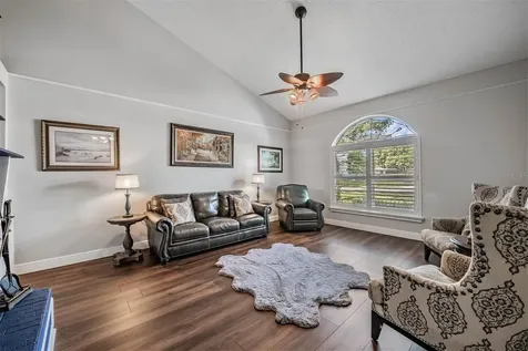 2542 Mason Oaks Drive Valrico FL 33596
