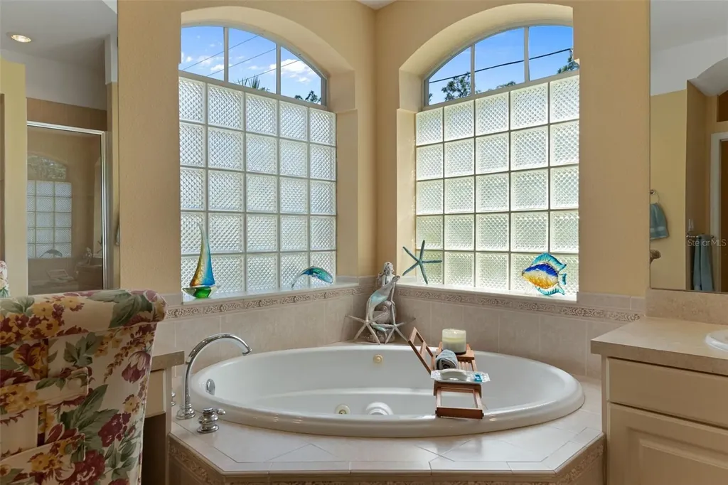 102 Whitewood Street Homosassa FL 34446