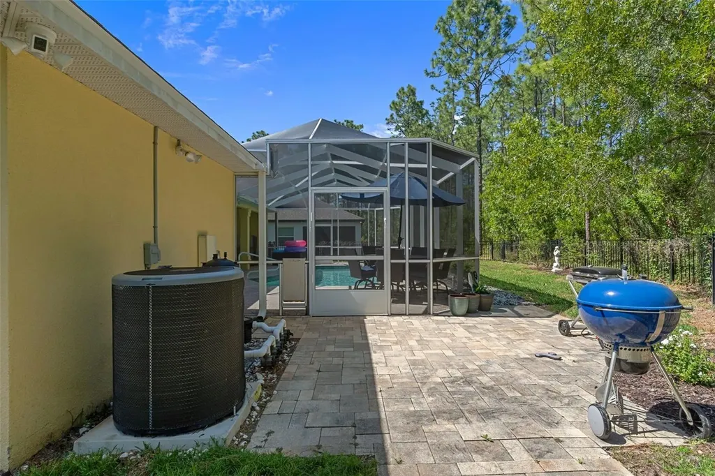 102 Whitewood Street Homosassa FL 34446