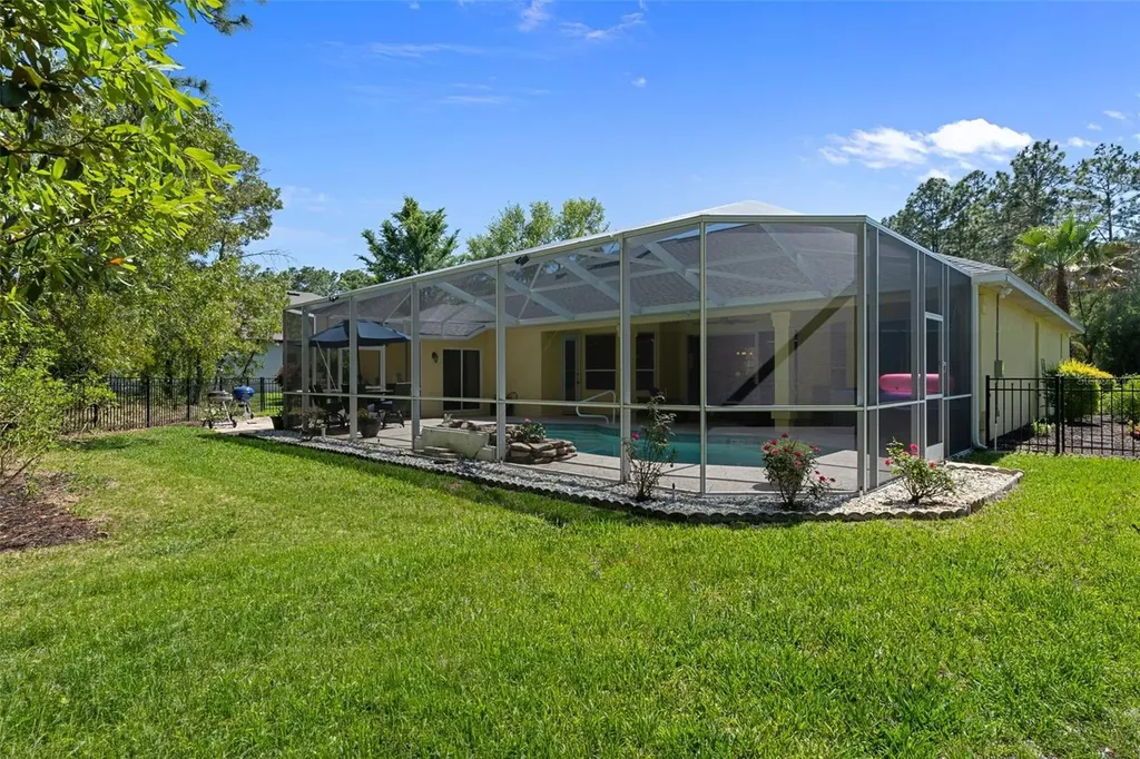 102 Whitewood Street Homosassa FL 34446