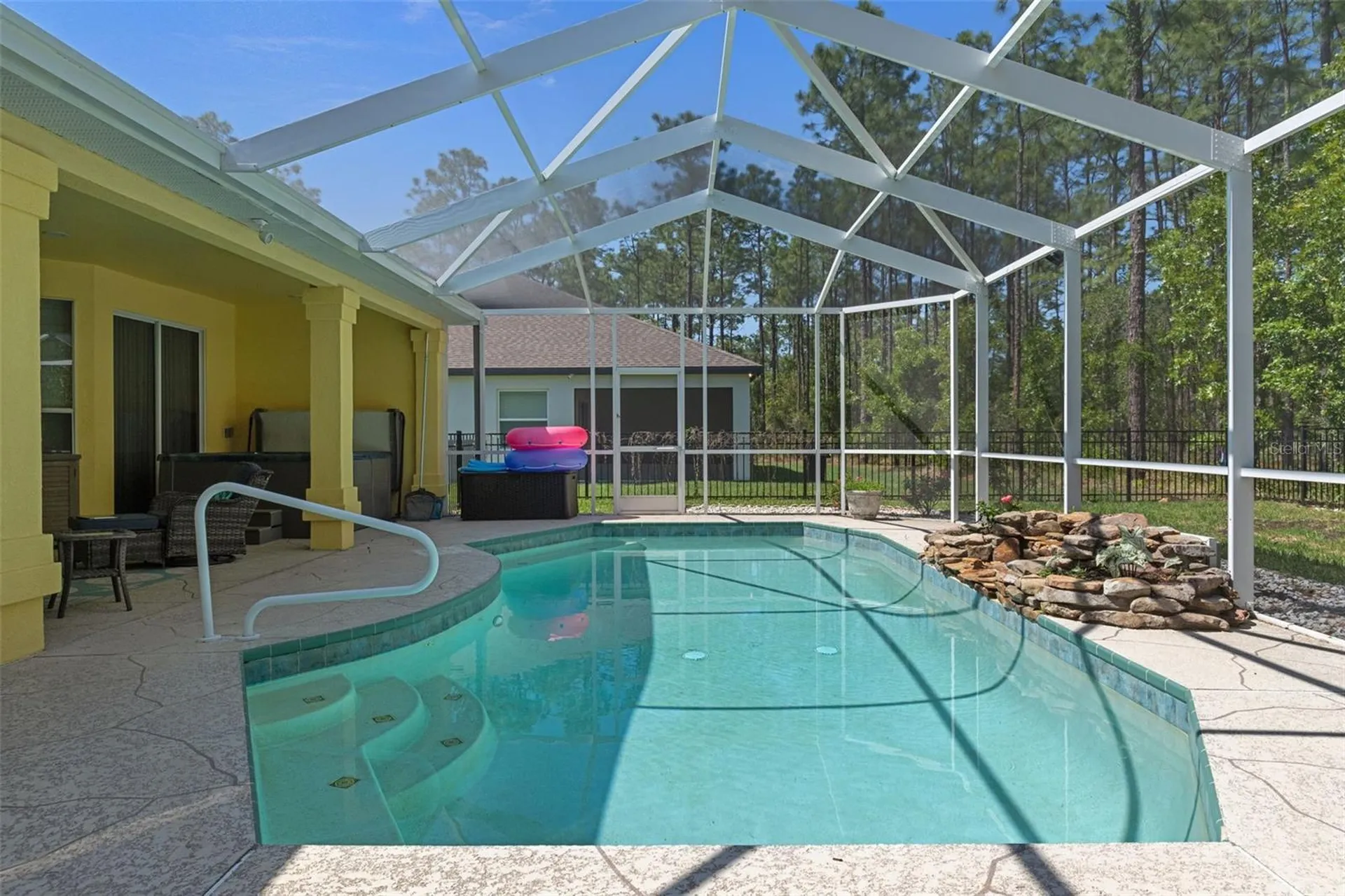 102 Whitewood Street Homosassa FL 34446