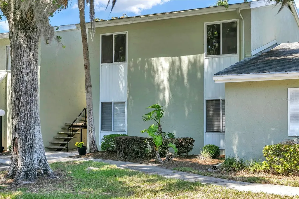637 Silver Pass Ocala FL 34472