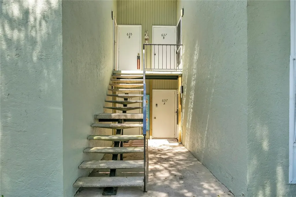 637 Silver Pass Ocala FL 34472