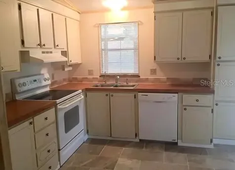 2738 Cranmoor Drive Kissimmee FL 34758