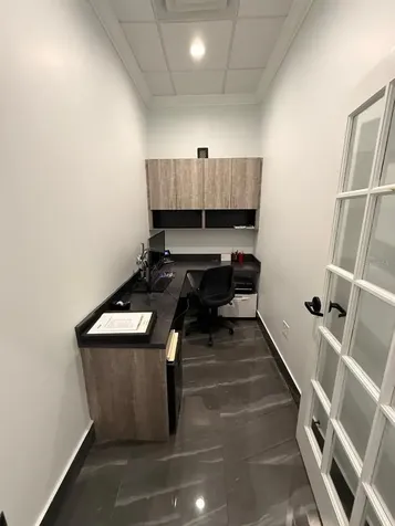 7901 Kingspointe Parkway Orlando FL 32819