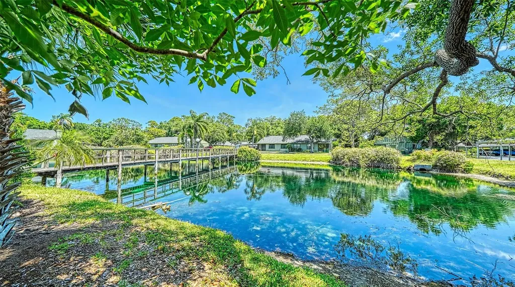5056 Barrington Circle Sarasota FL 34234