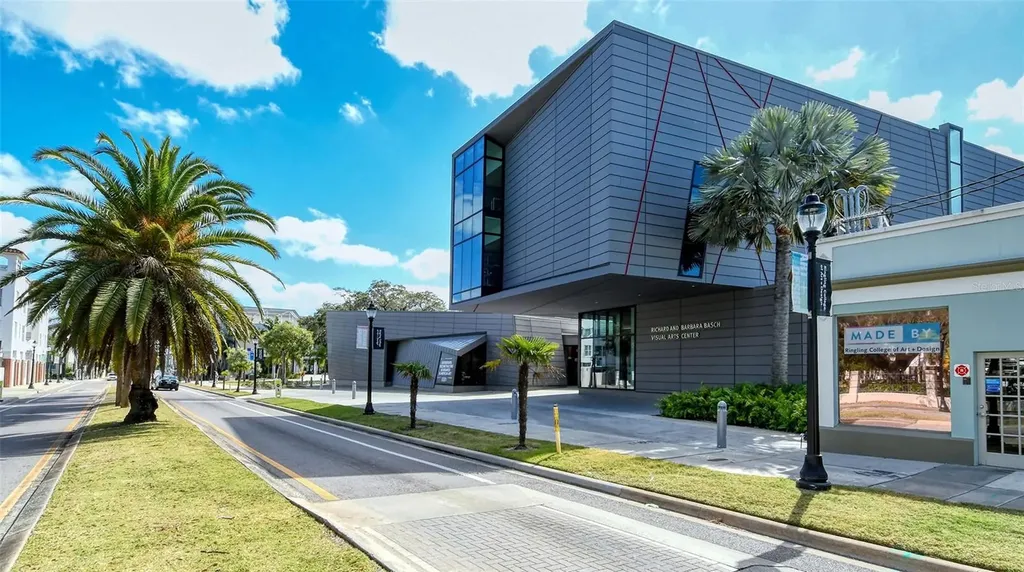 5056 Barrington Circle Sarasota FL 34234