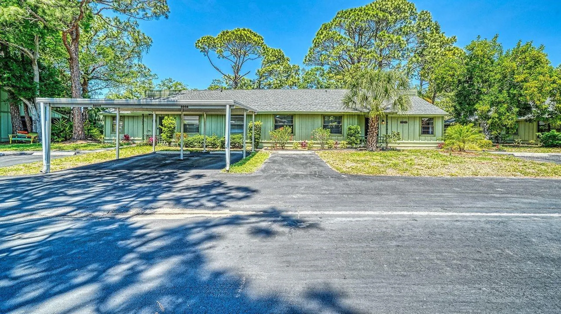 5056 Barrington Circle Sarasota FL 34234