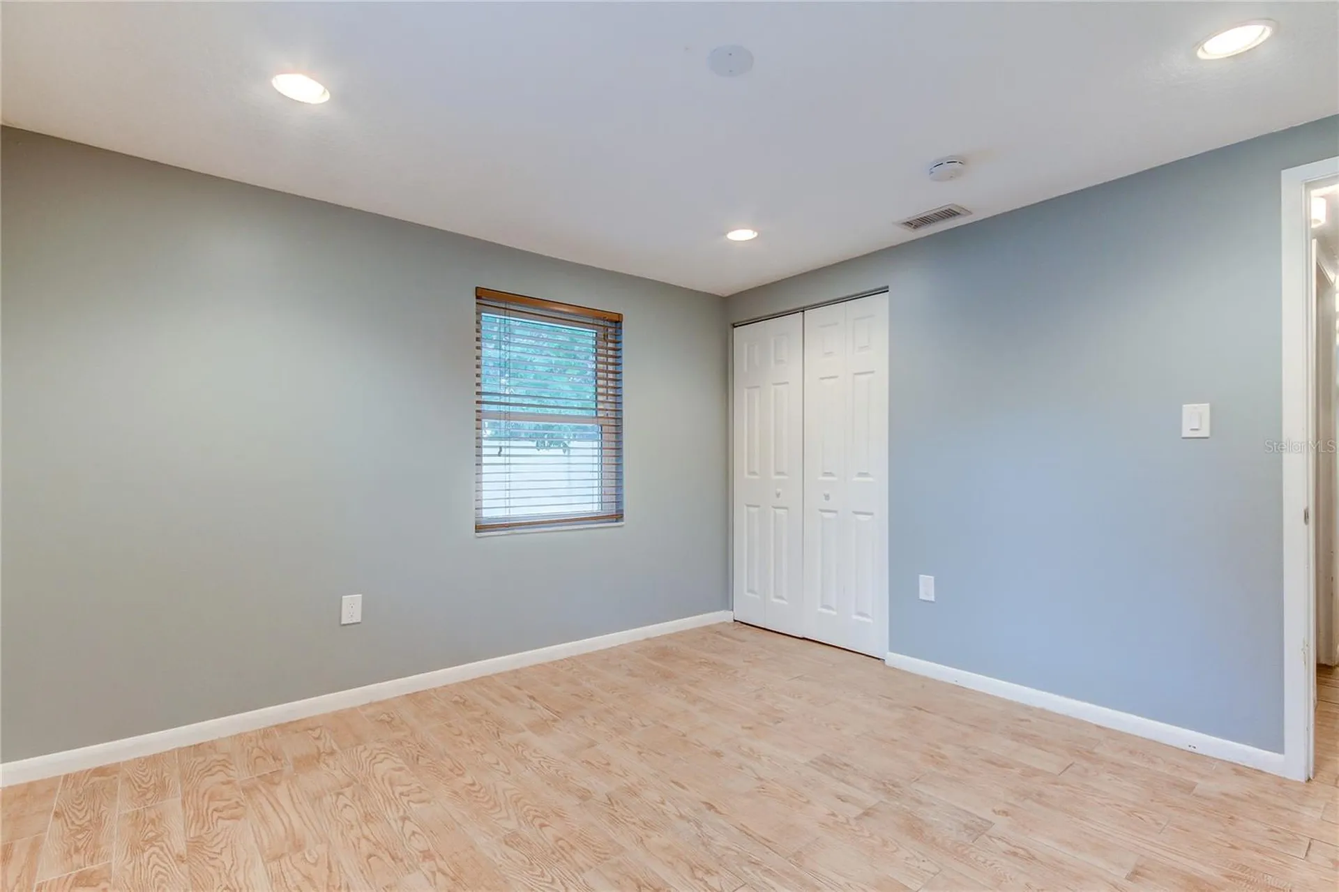 2925 W Tyson Avenue Tampa FL 33611