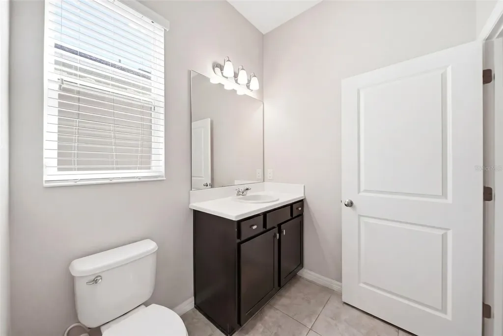 947 Maypole Drive Apopka FL 32703