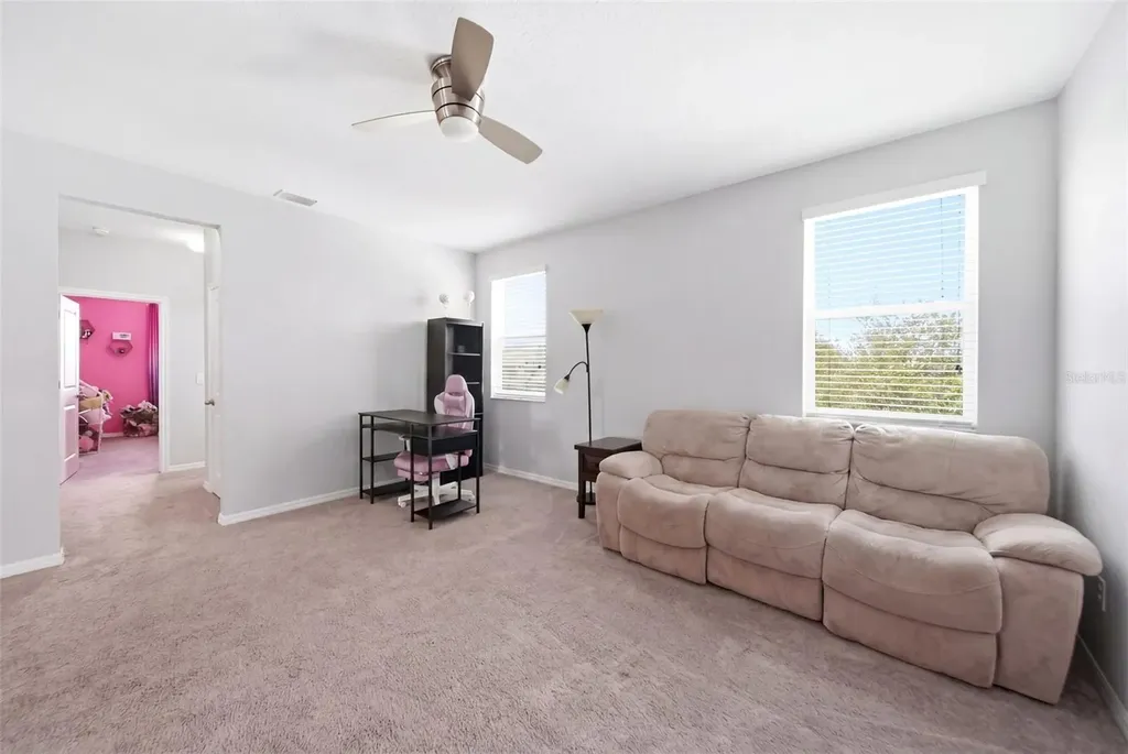 947 Maypole Drive Apopka FL 32703