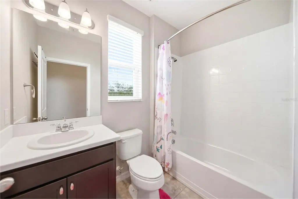 947 Maypole Drive Apopka FL 32703
