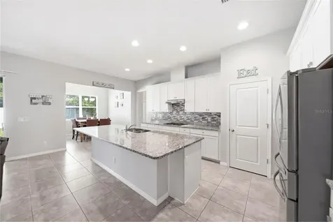 947 Maypole Drive Apopka FL 32703