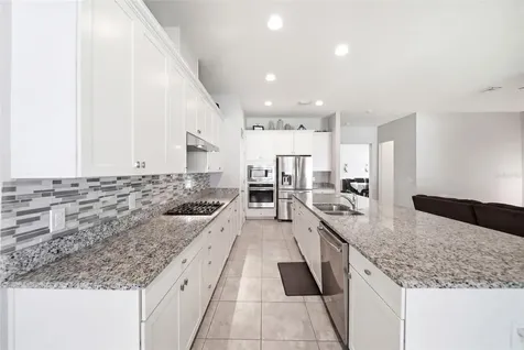 947 Maypole Drive Apopka FL 32703