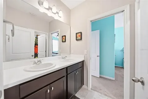 947 Maypole Drive Apopka FL 32703