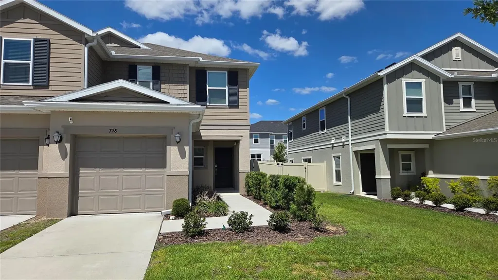 728 Stoney Point Circle Davenport FL 33896
