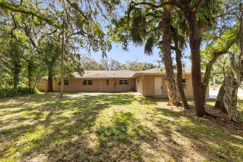 8976 Lake Drive New Port Richey FL 34654