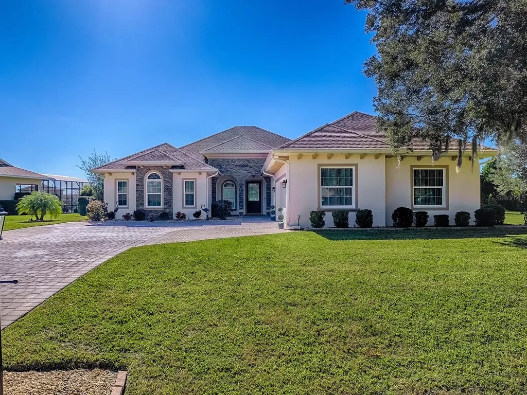 5517 Meadow Hill Loop Lady Lake FL 32159