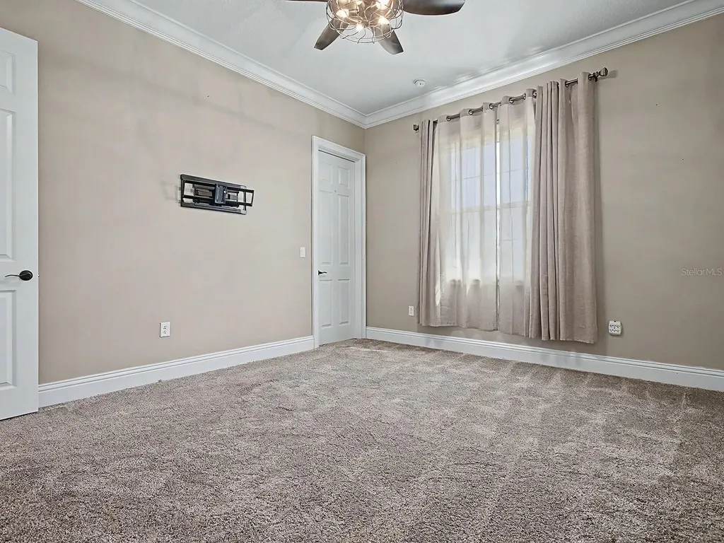 5517 Meadow Hill Loop Lady Lake FL 32159