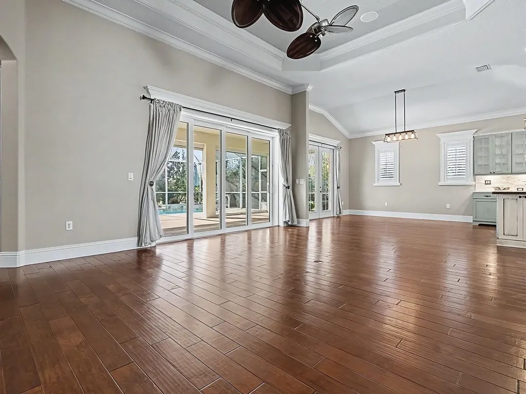 5517 Meadow Hill Loop Lady Lake FL 32159