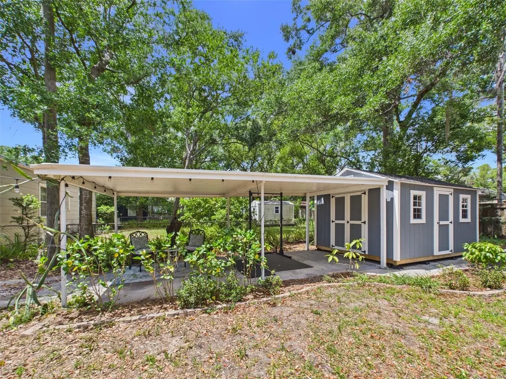 1210 E Idlewild Avenue Tampa FL 33604