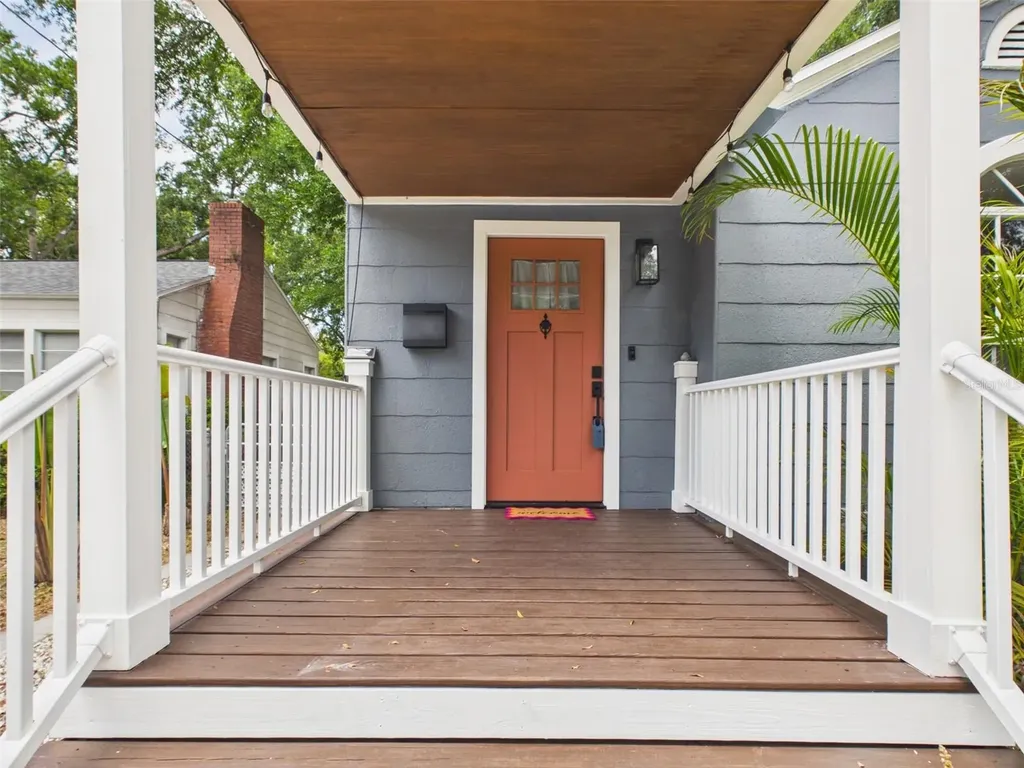 1210 E Idlewild Avenue Tampa FL 33604