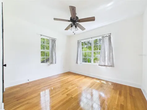 1210 E Idlewild Avenue Tampa FL 33604