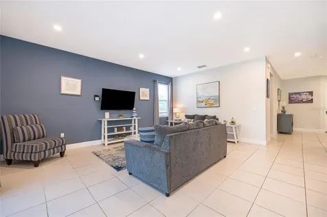 380 Pendant Court Kissimmee FL 34747