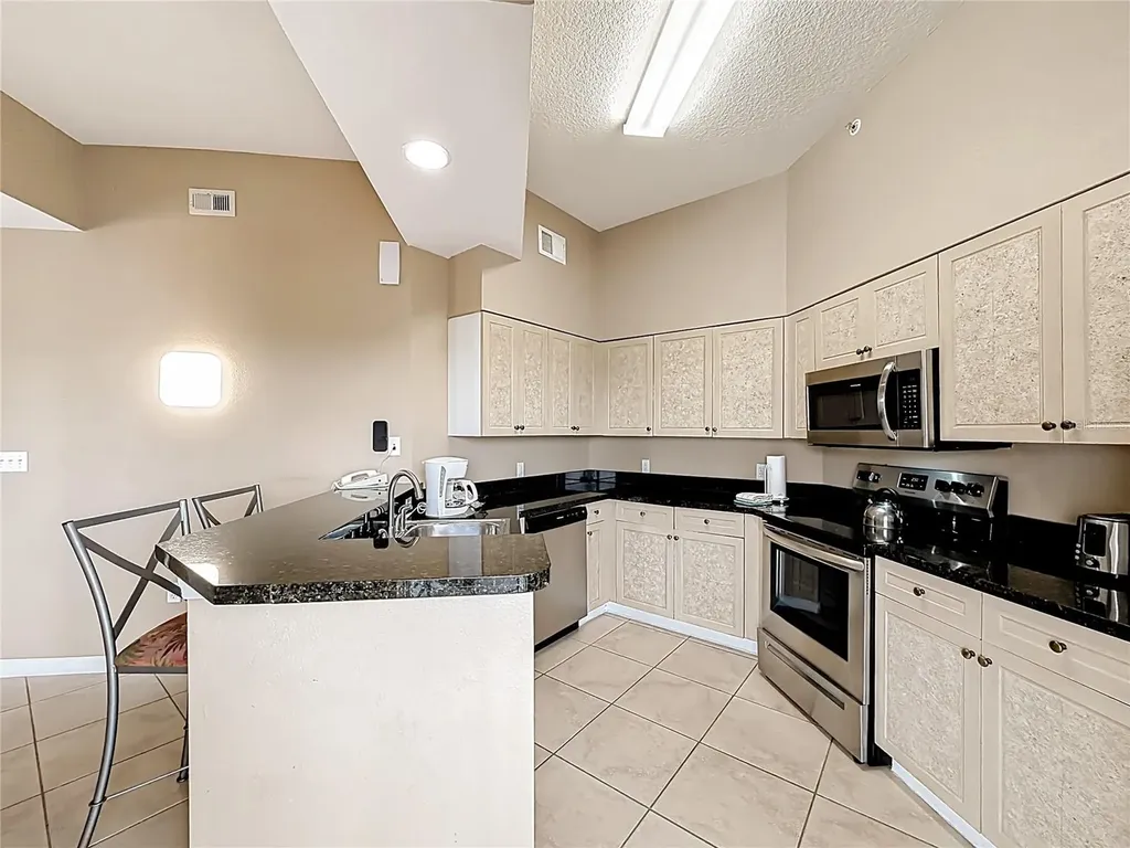 8827 Worldquest Boulevard Orlando FL 32821