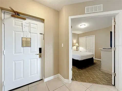 8827 Worldquest Boulevard Orlando FL 32821