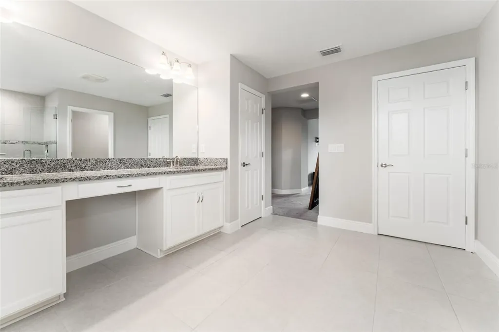 14403 Woodland Spur Drive Lithia FL 33547