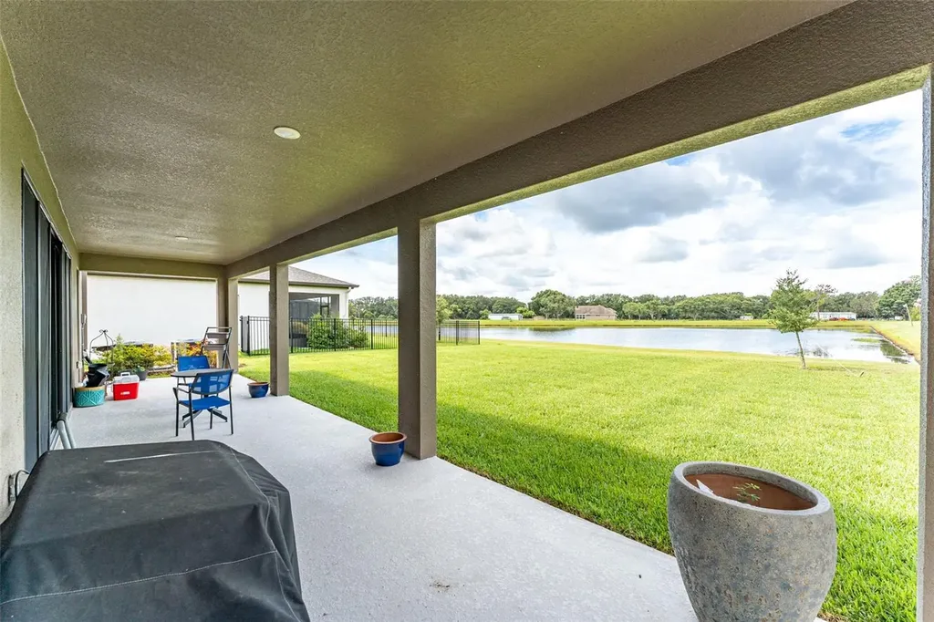 14403 Woodland Spur Drive Lithia FL 33547