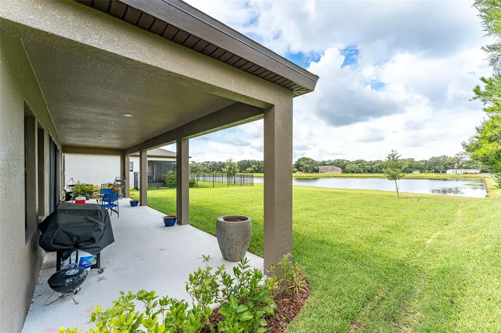 14403 Woodland Spur Drive Lithia FL 33547